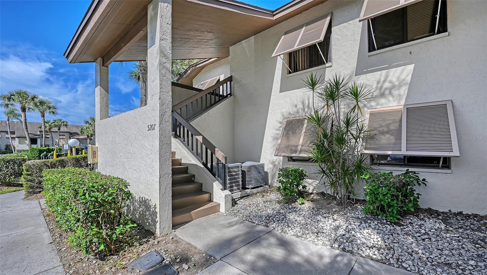 WILLOW LINKS - Residential