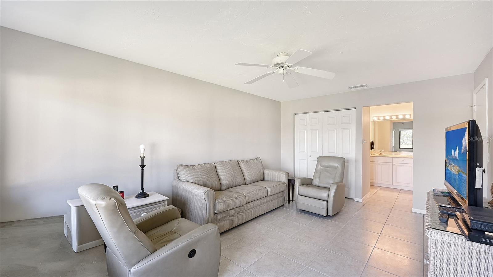 WILLOW LINKS - Residential