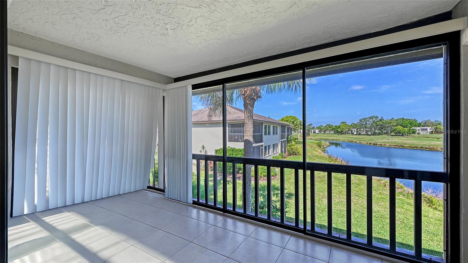 WILLOW LINKS - Residential