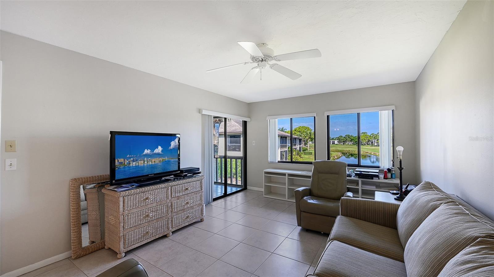 WILLOW LINKS - Residential