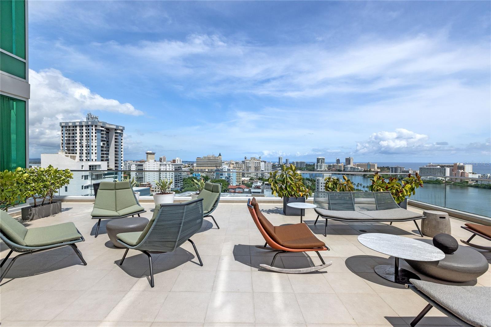 COSMOPOLITAN - Residential