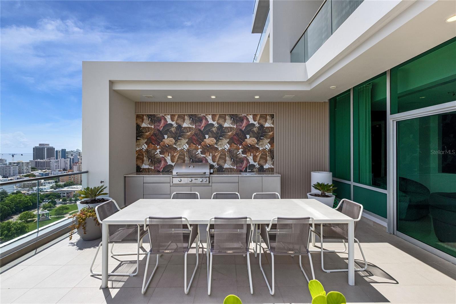 COSMOPOLITAN - Residential