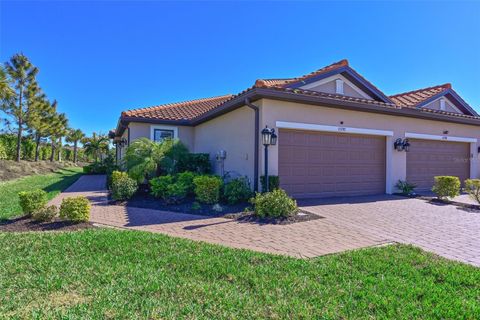 Esplanade at Azario Homes for Sale | Lakewood Ranch FL 40 15792 SACILE LANE LAKEWOOD RANCH FL 34211