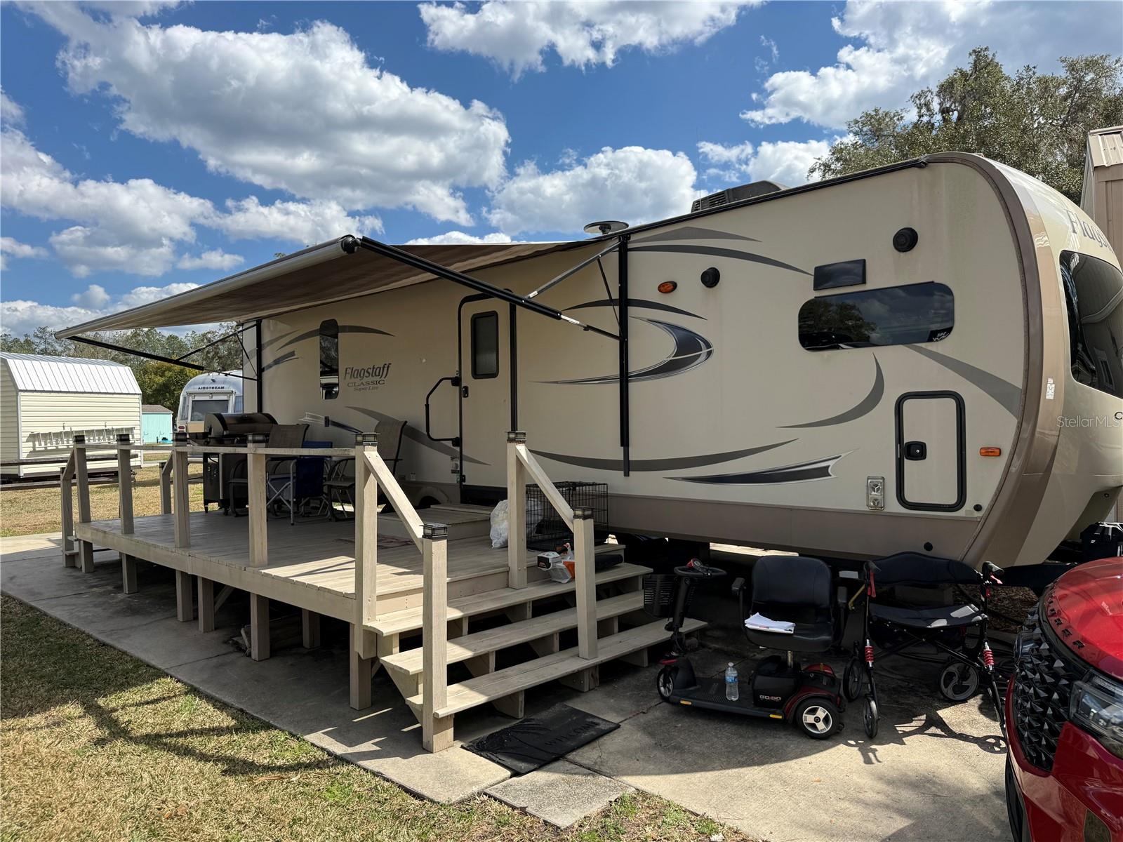 2875 NE 102ND AVENUE ROAD