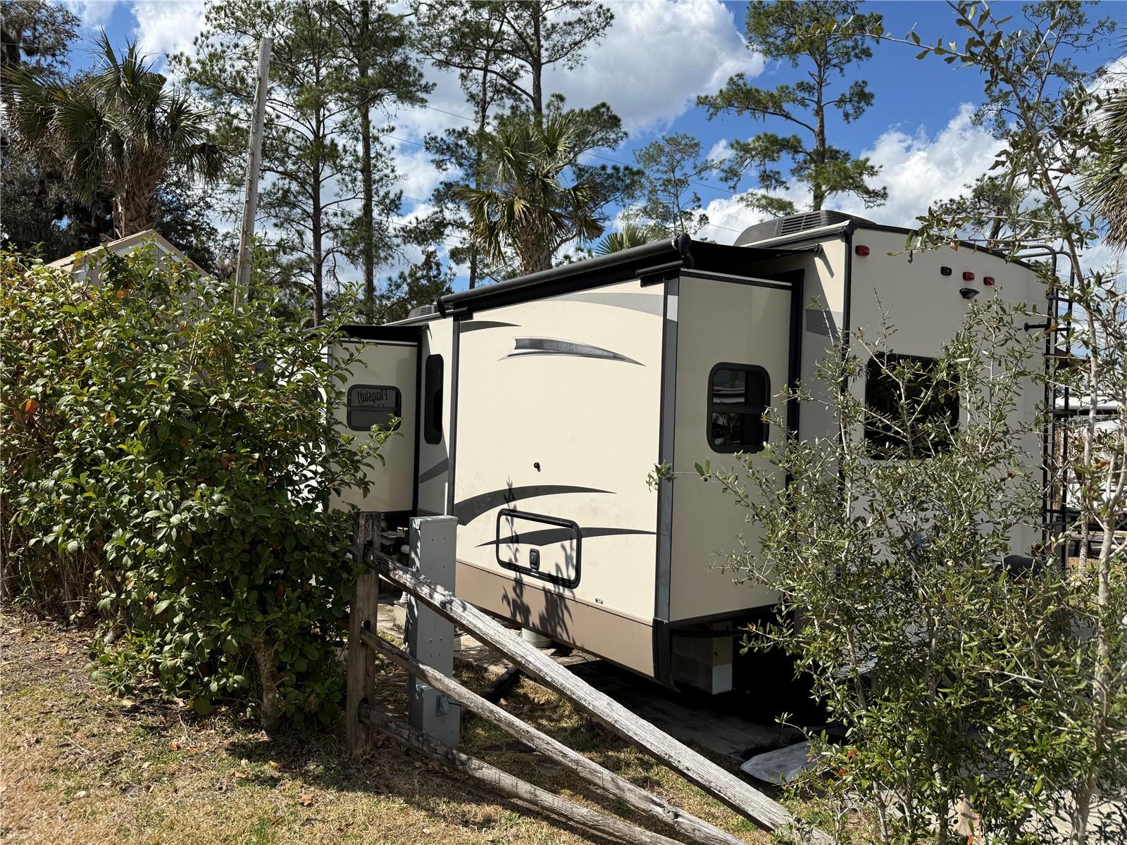 VILLAGE PARK AT THE WILDERNESS RV PARK ESTATES - Land