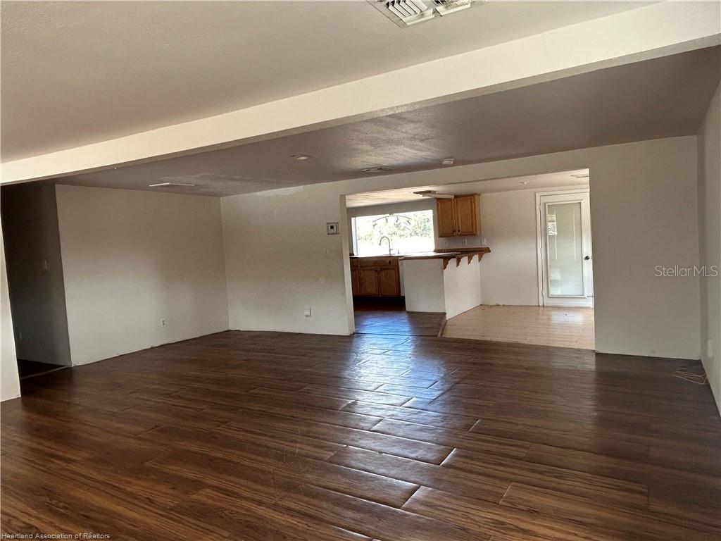 WATSON S TR 8 - Residential