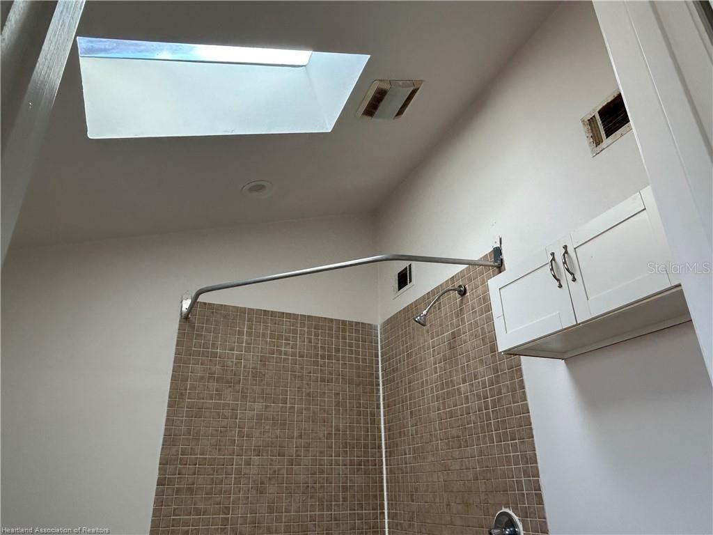 WATSON S TR 8 - Residential