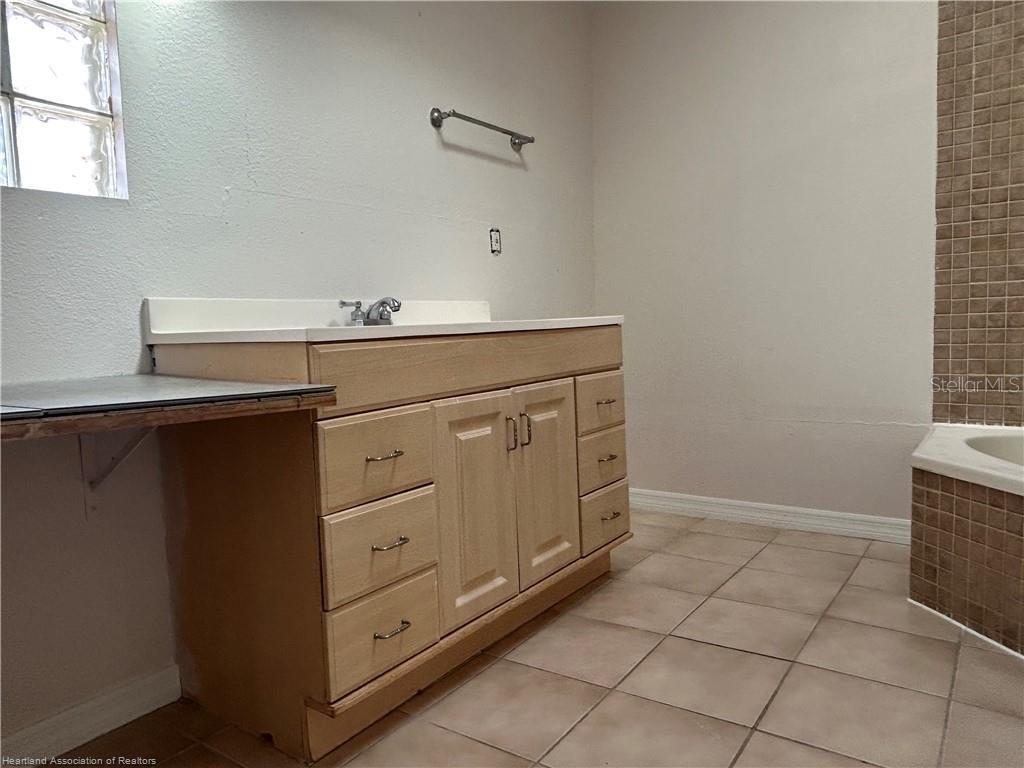 WATSON S TR 8 - Residential