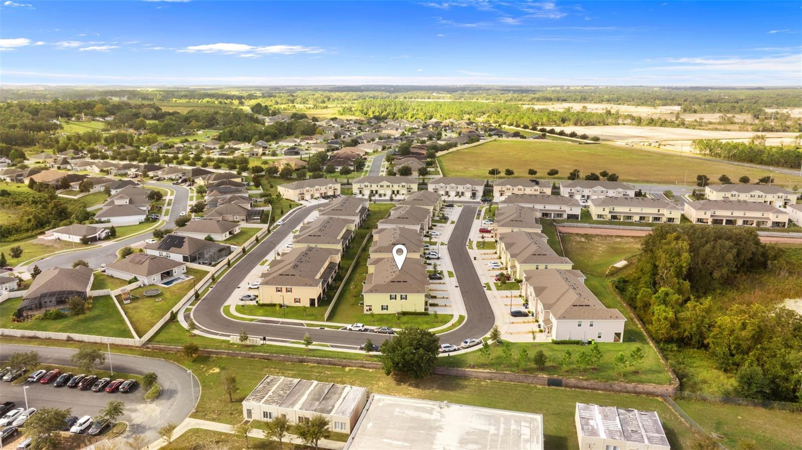 VENEZIA TWNHS - Residential