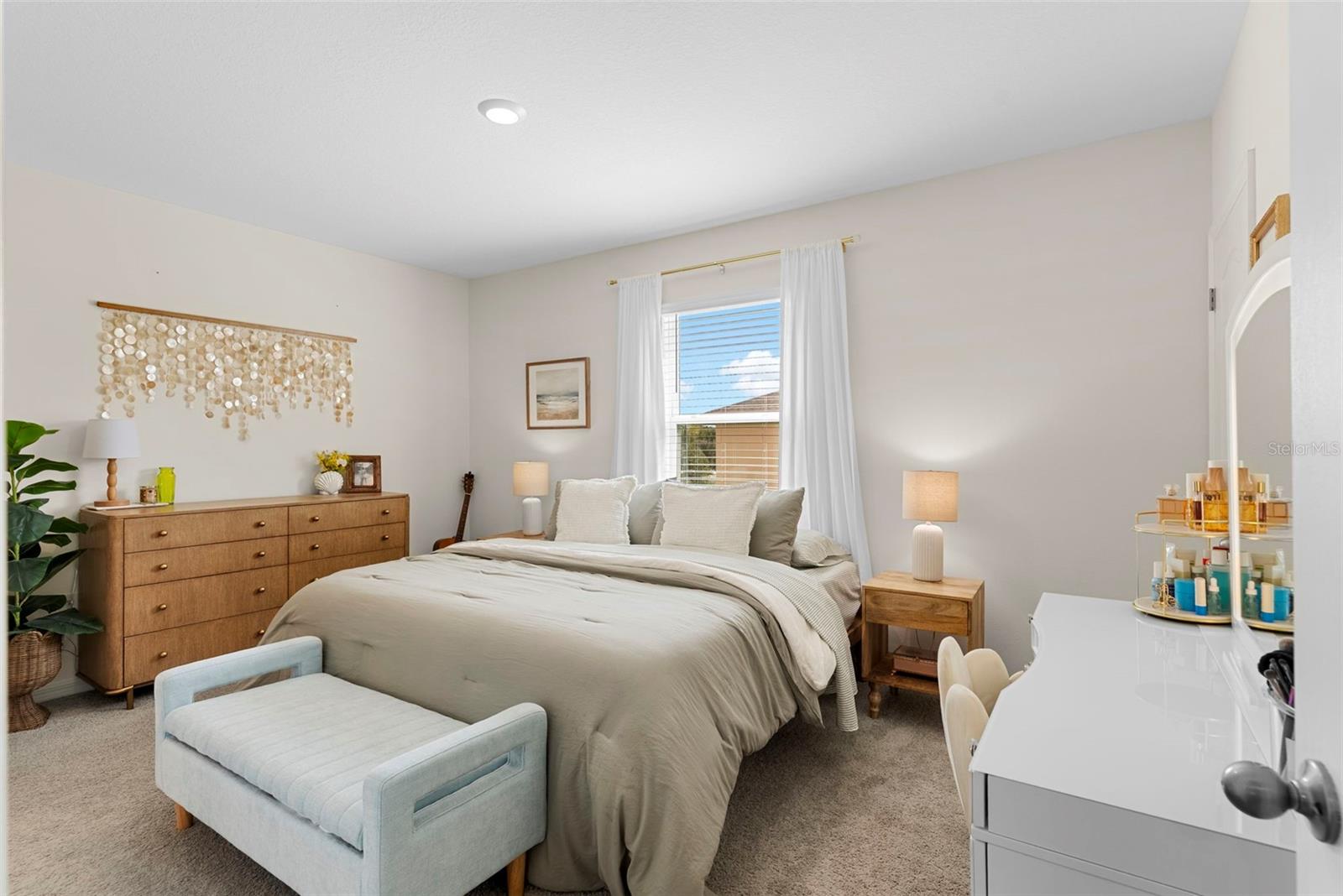 VENEZIA TWNHS - Residential