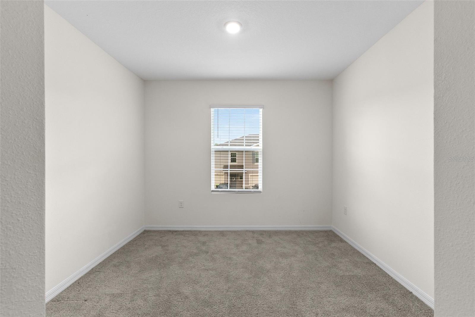 VENEZIA TWNHS - Residential