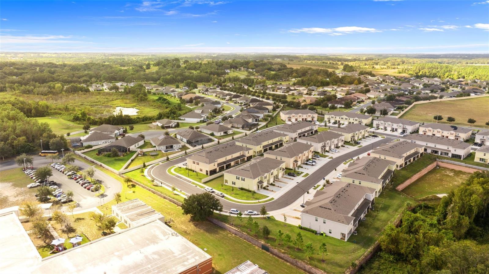 VENEZIA TWNHS - Residential