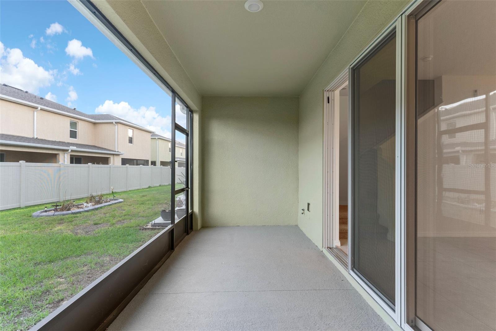 VENEZIA TWNHS - Residential