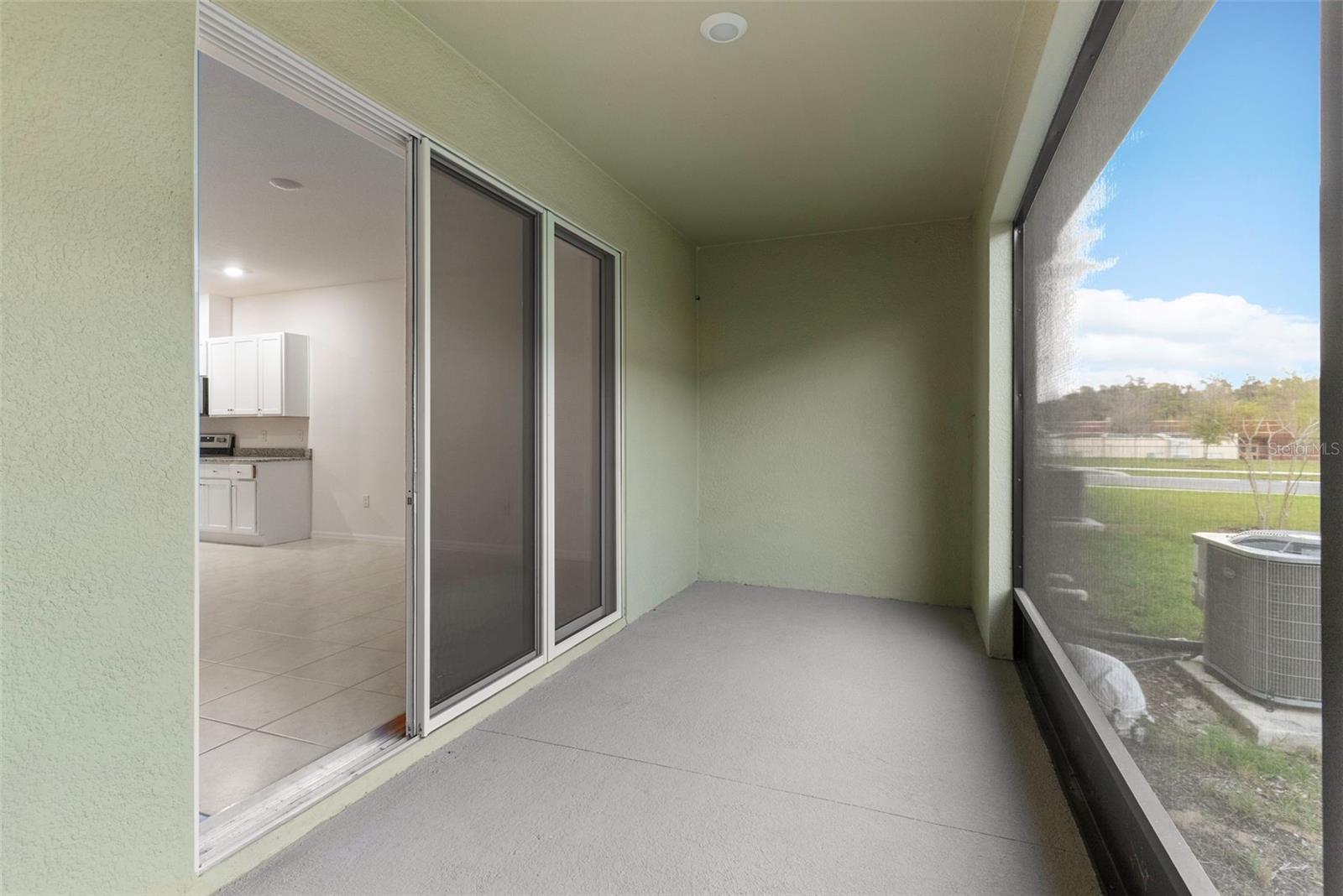 VENEZIA TWNHS - Residential