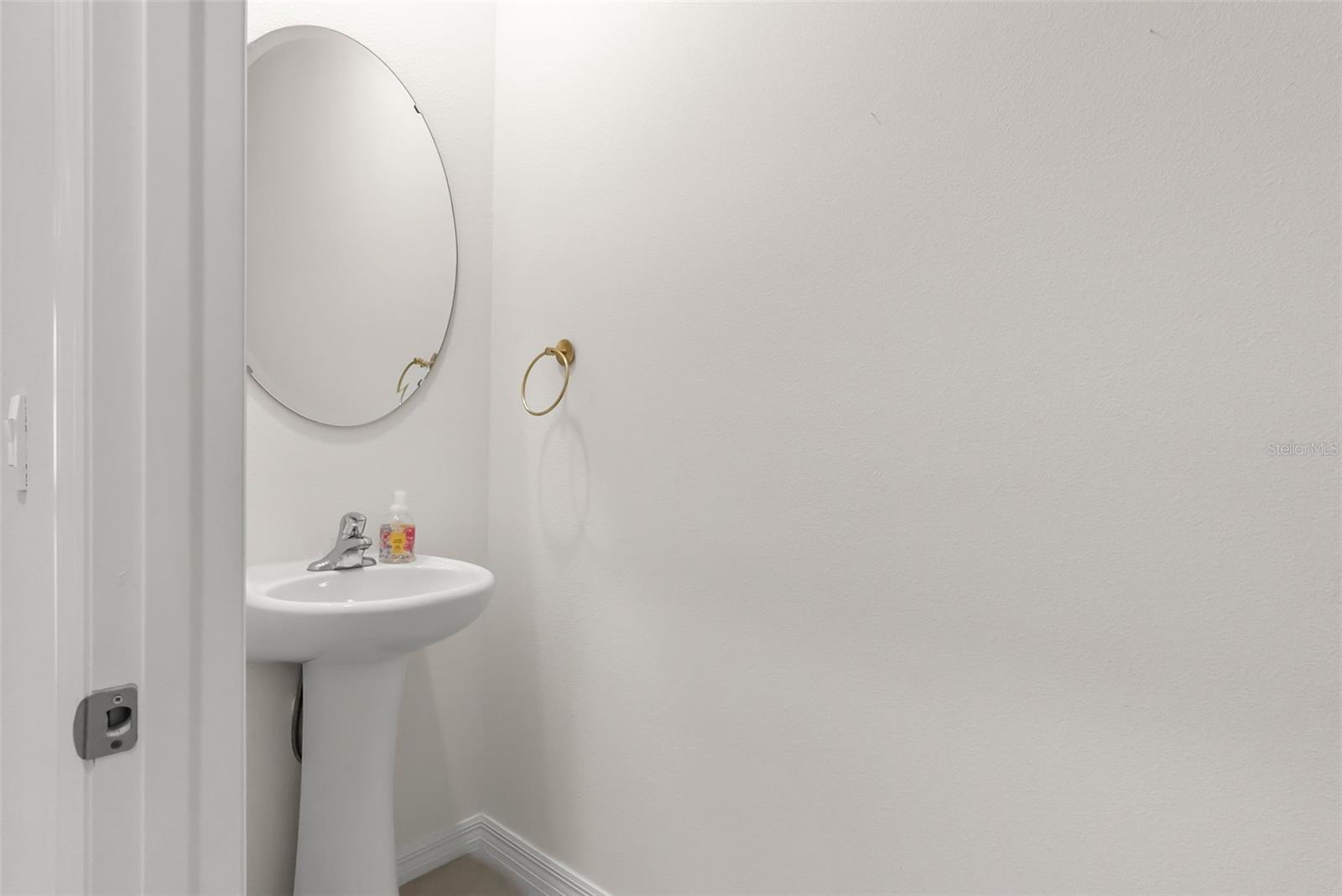 VENEZIA TWNHS - Residential