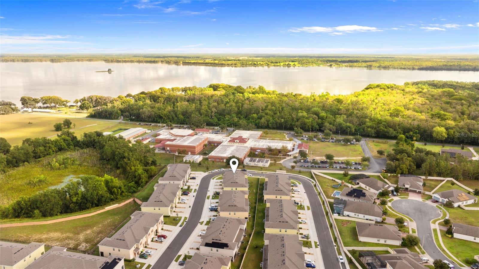 VENEZIA TWNHS - Residential