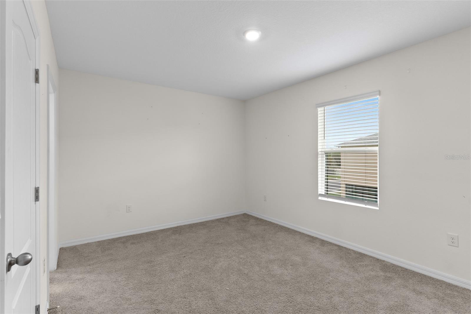 VENEZIA TWNHS - Residential