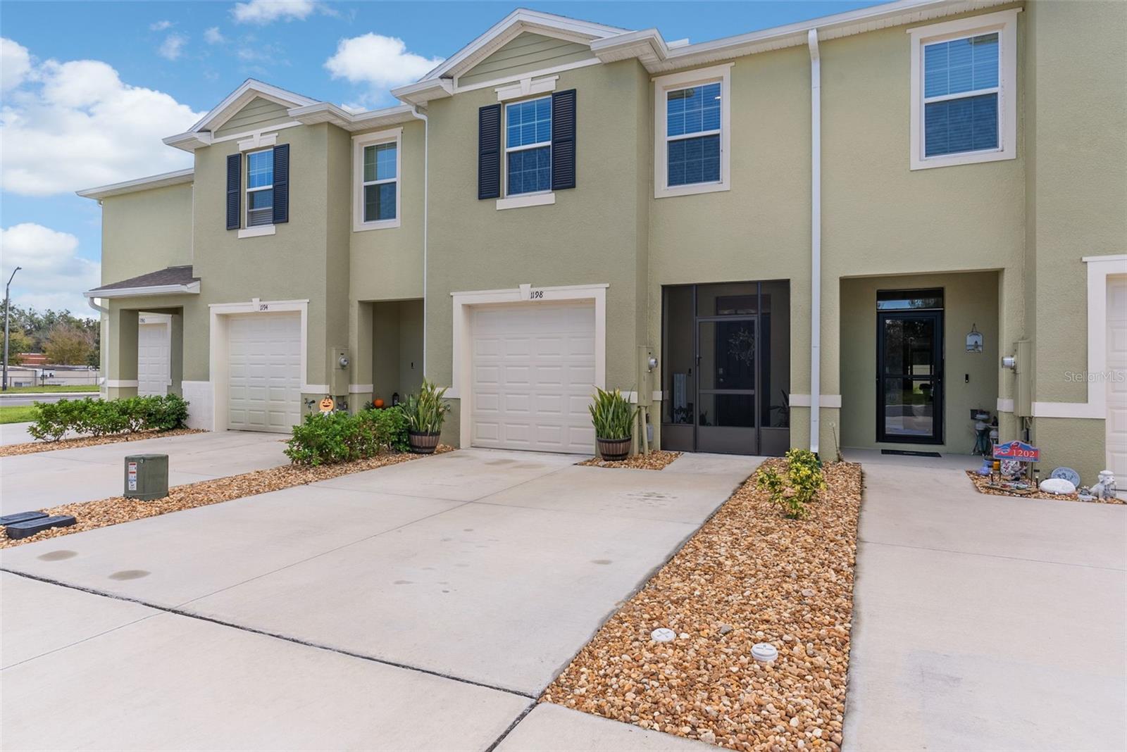 VENEZIA TWNHS - Residential