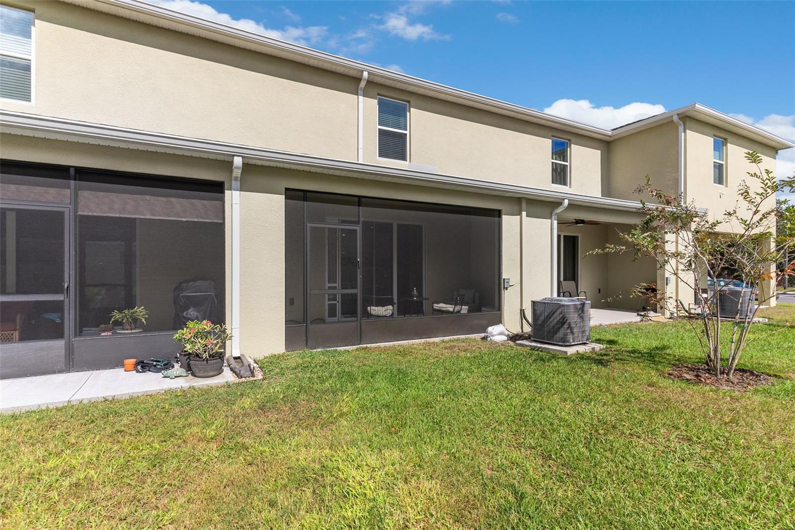 VENEZIA TWNHS - Residential