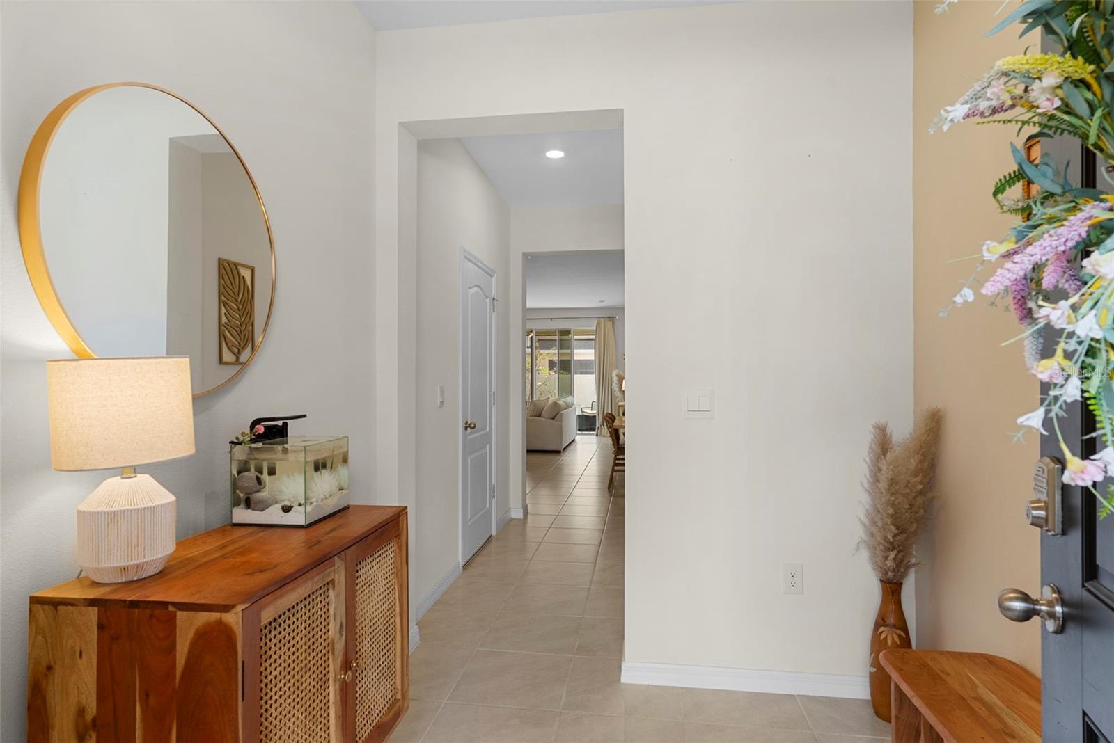 VENEZIA TWNHS - Residential