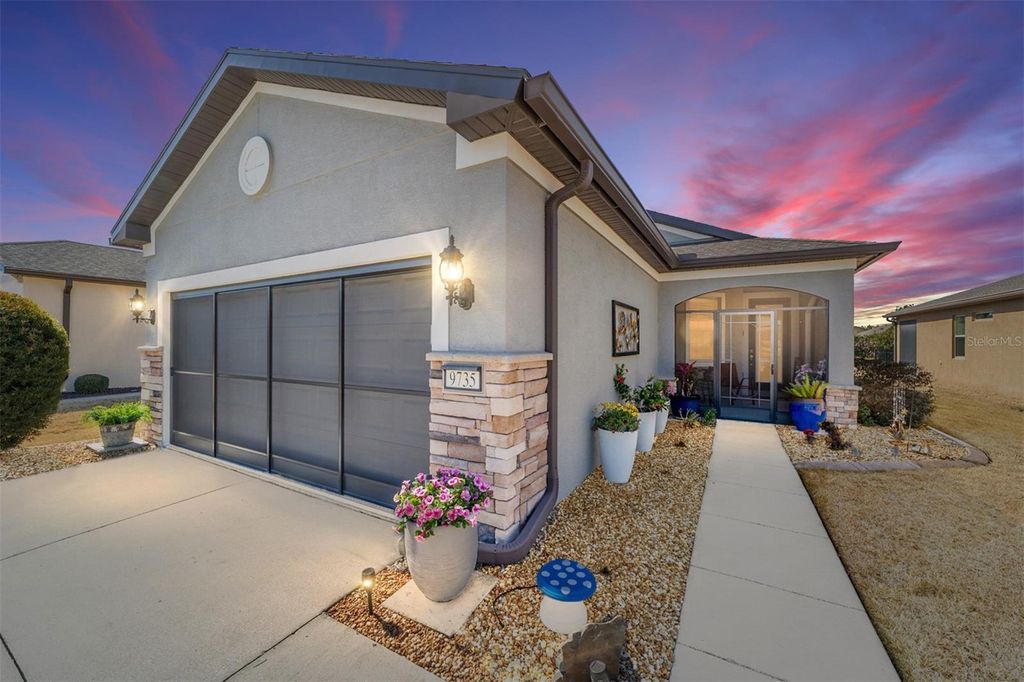 Photo of 9735 SW 76th Lane Road, Ocala, FL 34481 (MLS # OM718564)