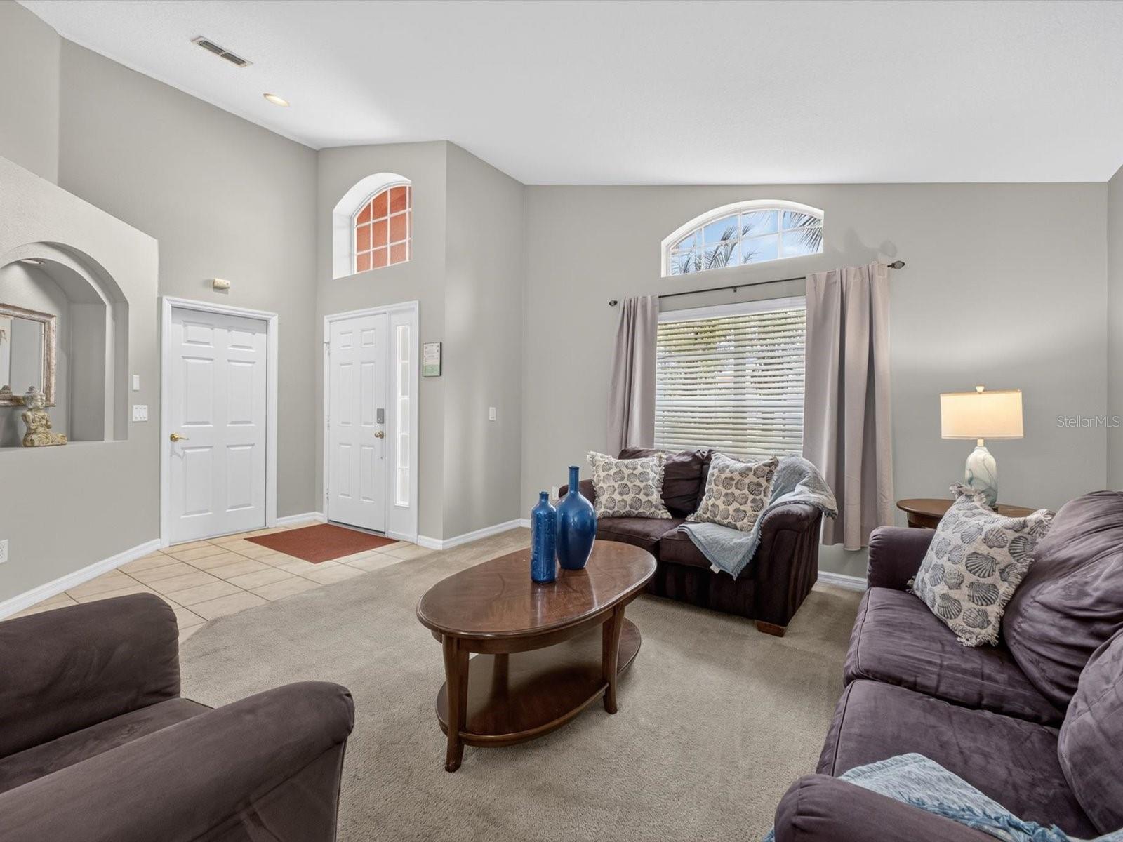 554 PALOMA DRIVE