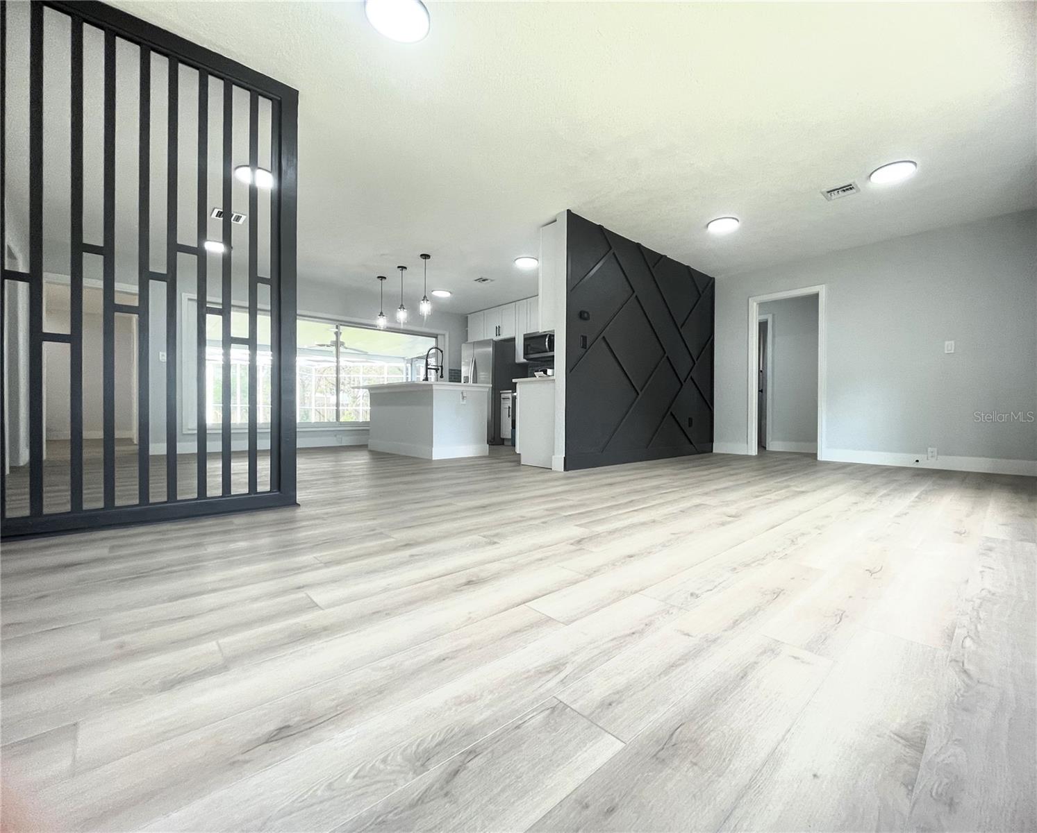 1625 NORMANDY WAY