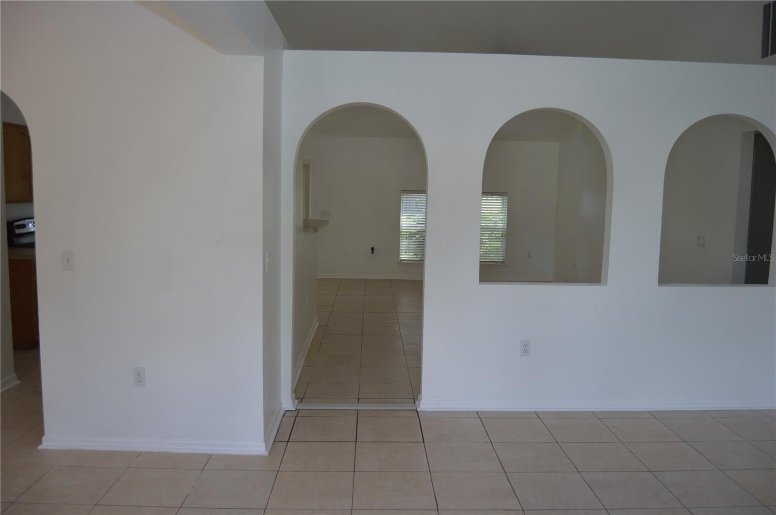 Casas a venda 4 - Jen Dantas 9010 MCCORMICK STREET