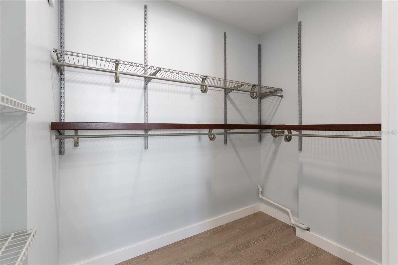FLORENCE - Residential Lease