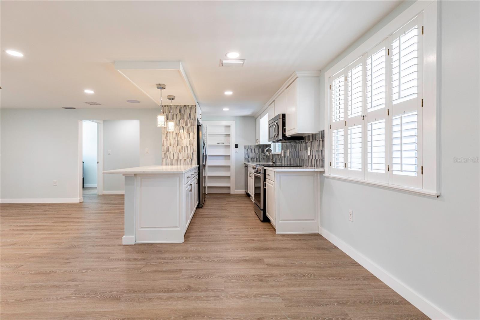 FLORENCE - Residential Lease