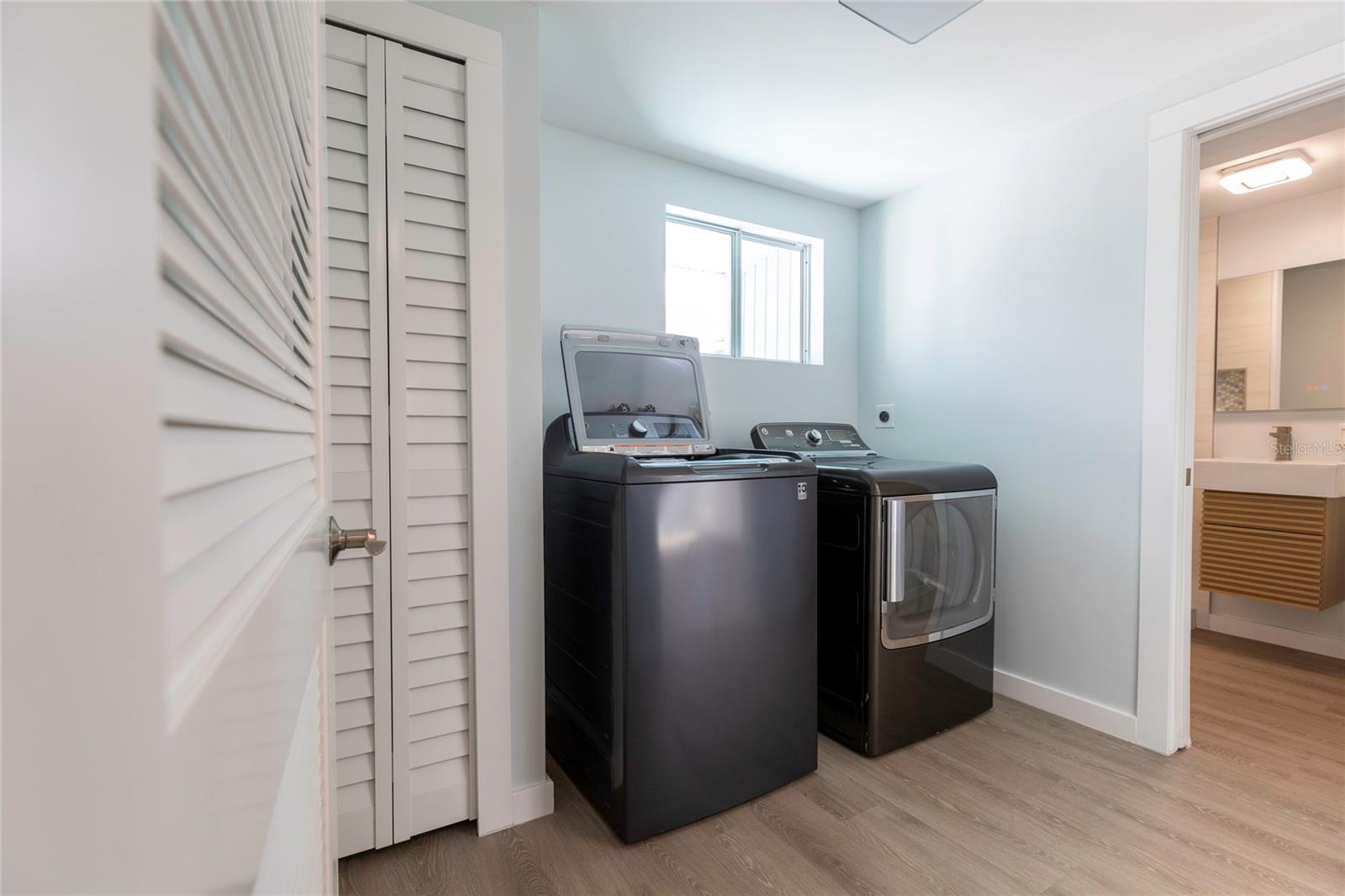 FLORENCE - Residential Lease