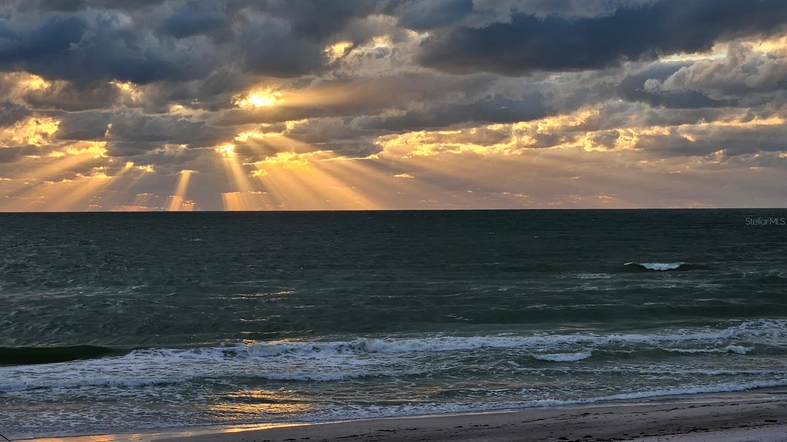ISLANDER CLUB OF LONGBOAT - Residential