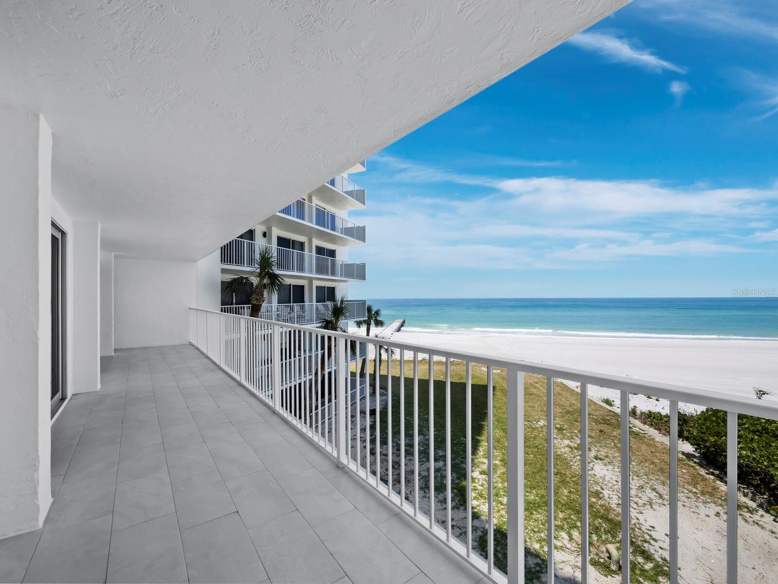 ISLANDER CLUB OF LONGBOAT - Residential