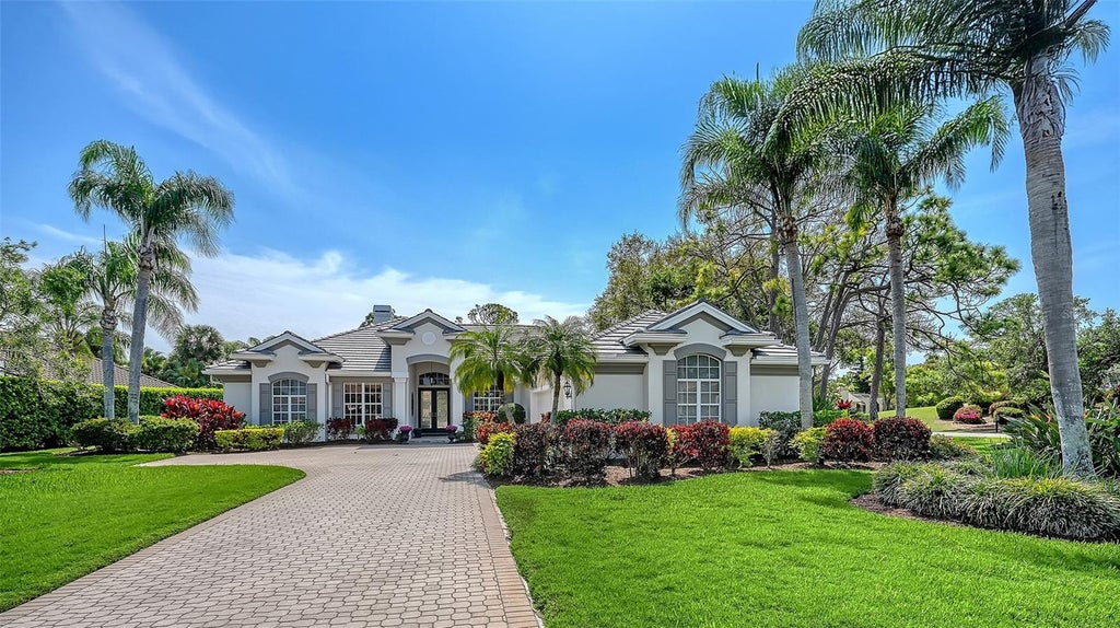Photo of 642 Trenton Way, Osprey, FL 34229 (MLS # A4709515)