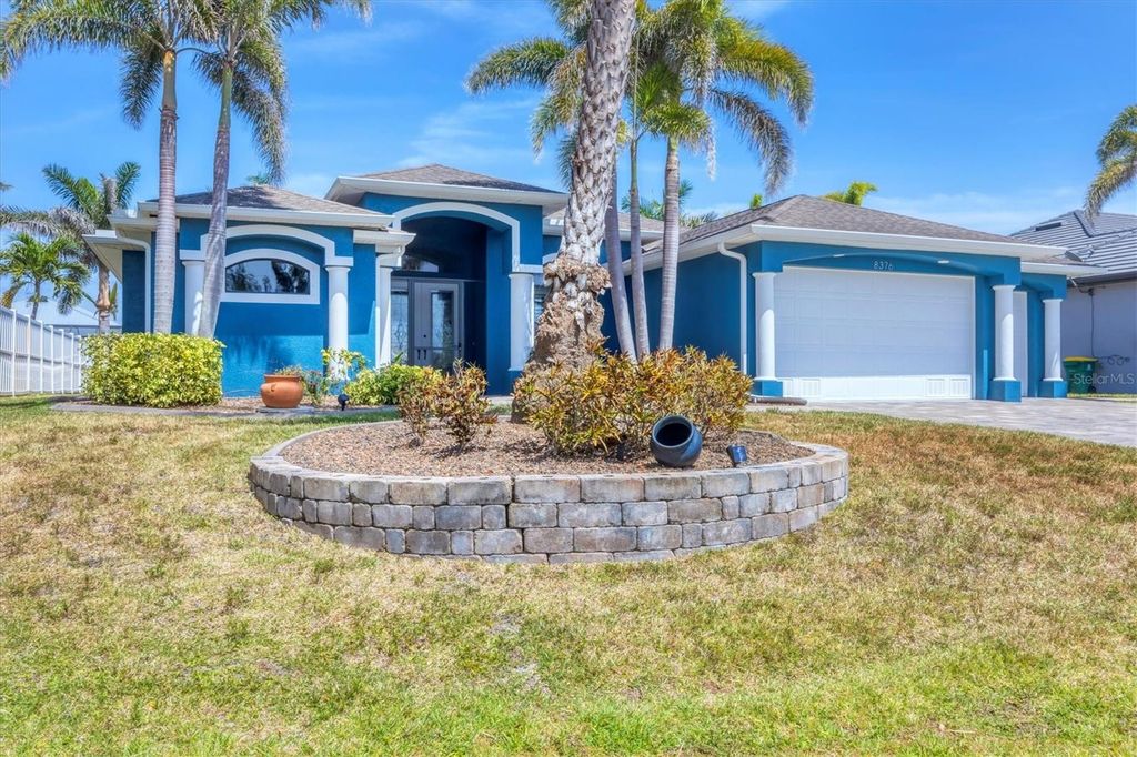 Photo of 8376 Antwerp Circle, Port Charlotte, FL 33981 (MLS # D6144038)