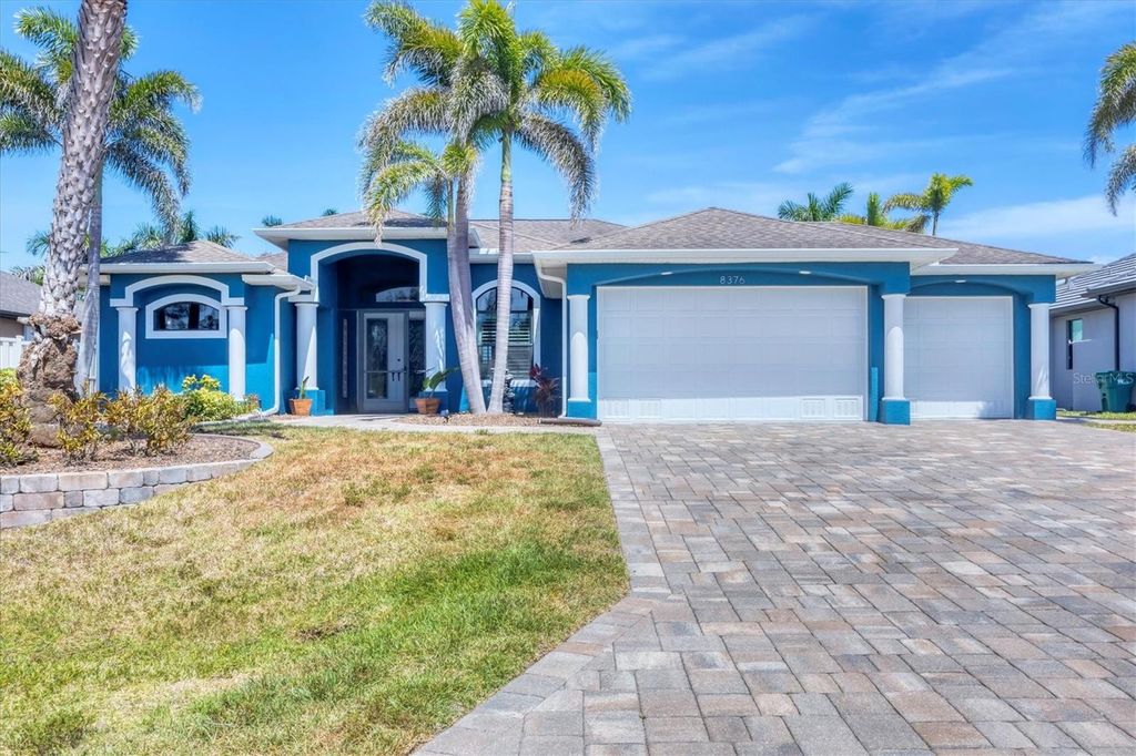 Photo of 8376 Antwerp Circle, Port Charlotte, FL 33981 (MLS # D6144038)