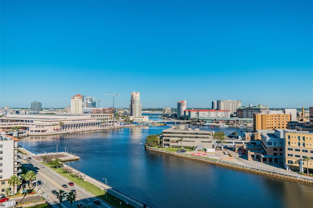 Photo of 345 Bayshore Boulevard #906, Tampa, FL 33606 (MLS # TB8473659)