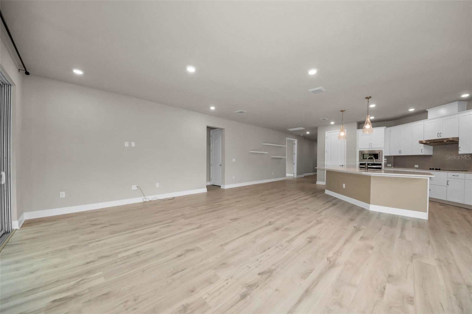 EAGLE CREEK ESTATES - Residential