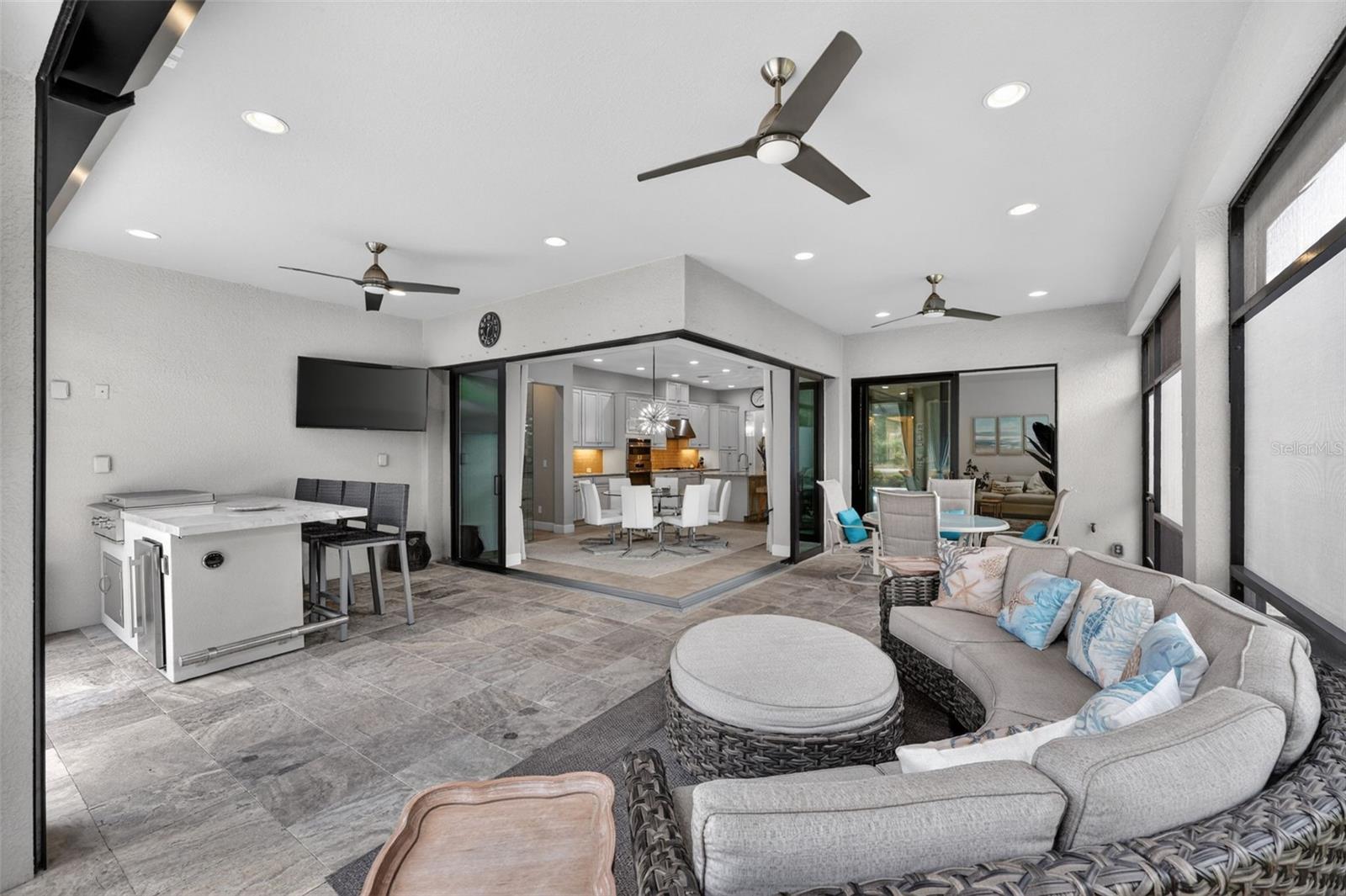 ESPLANADE PH VIII SUBPHASE A & B - Residential