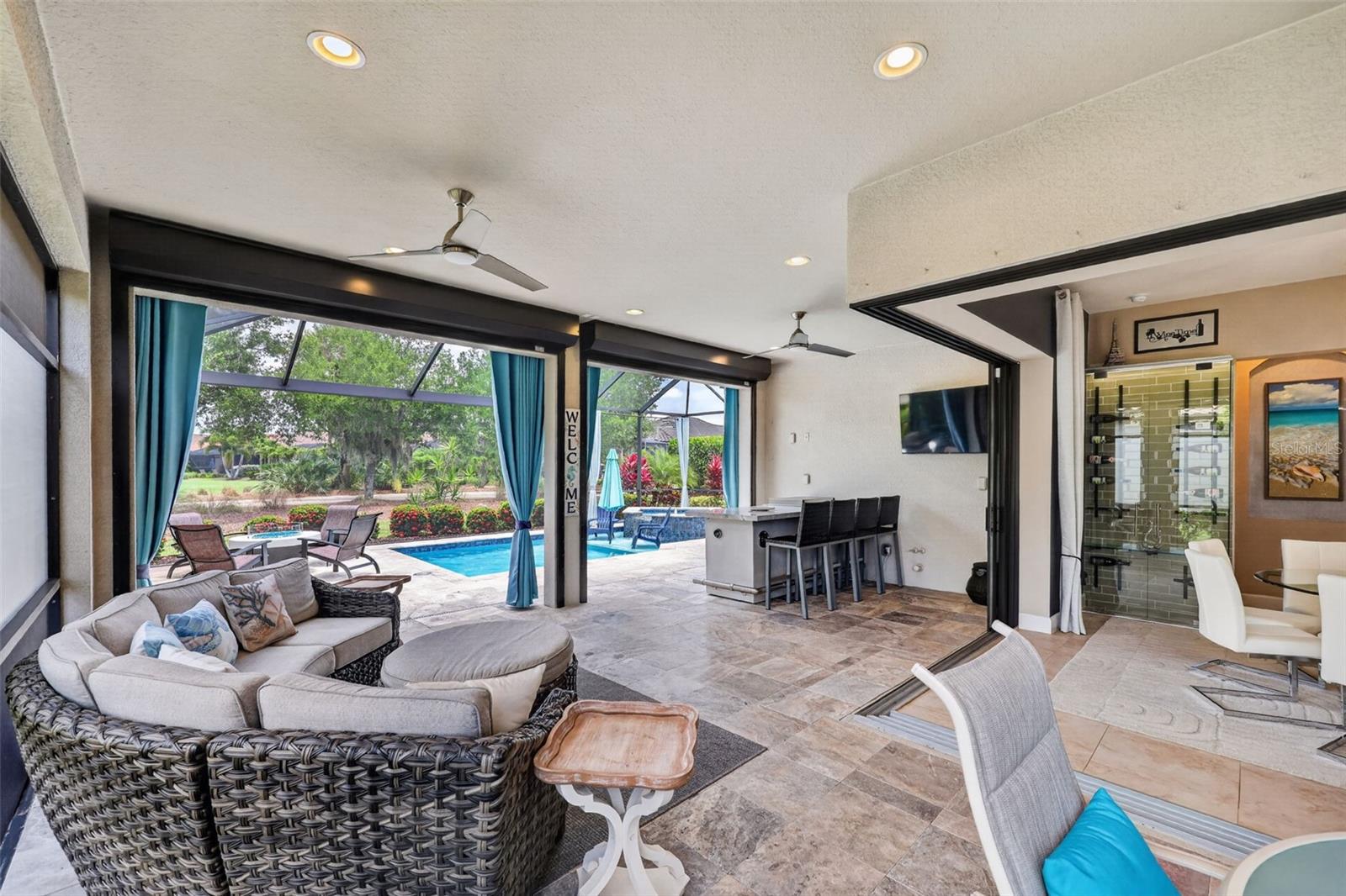 ESPLANADE PH VIII SUBPHASE A & B - Residential
