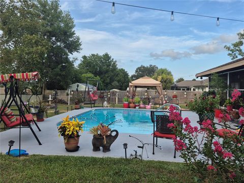 Photo of 21511 SW Plantation Street SW, Dunnellon, FL 34431 (MLS # OM703281)