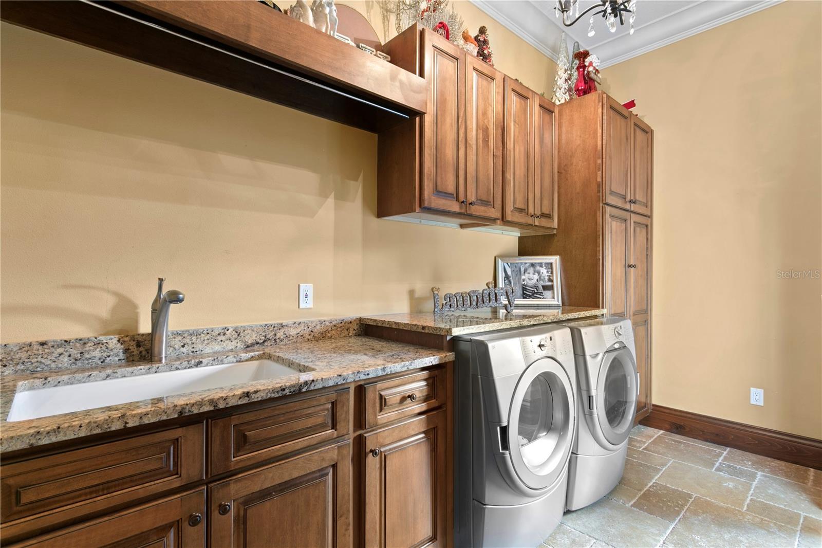 BAYSHORE ESTATES 3 - Residential