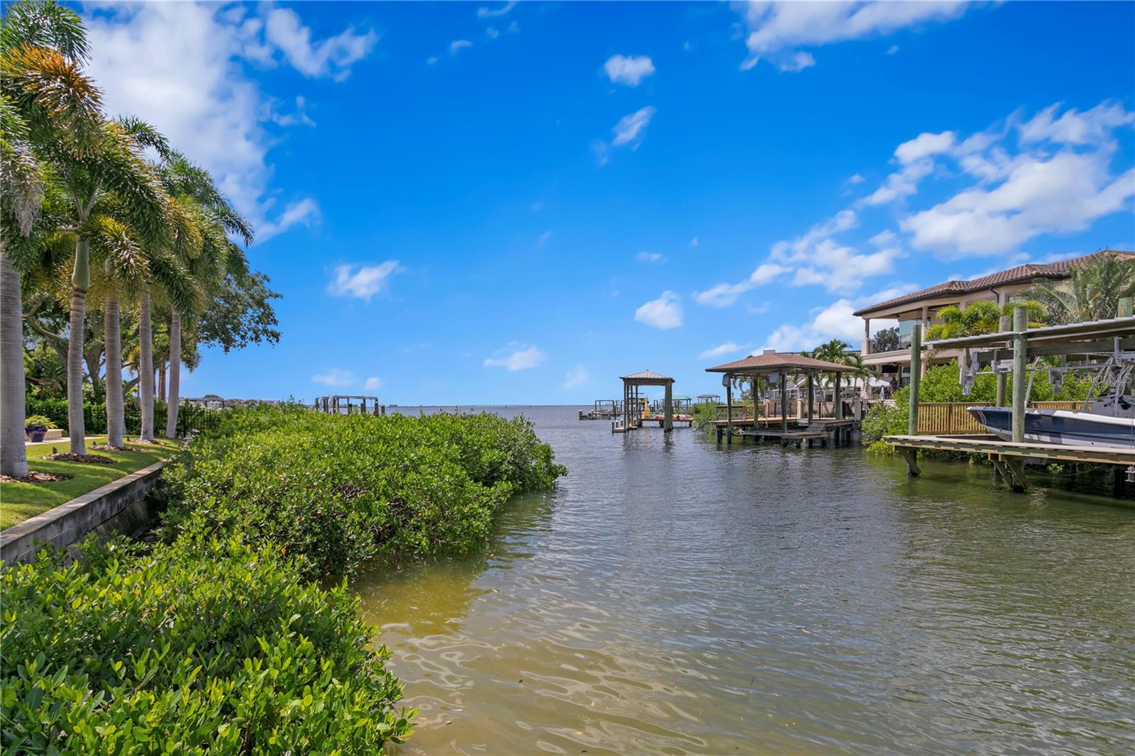 BAYSHORE ESTATES 3 - Residential