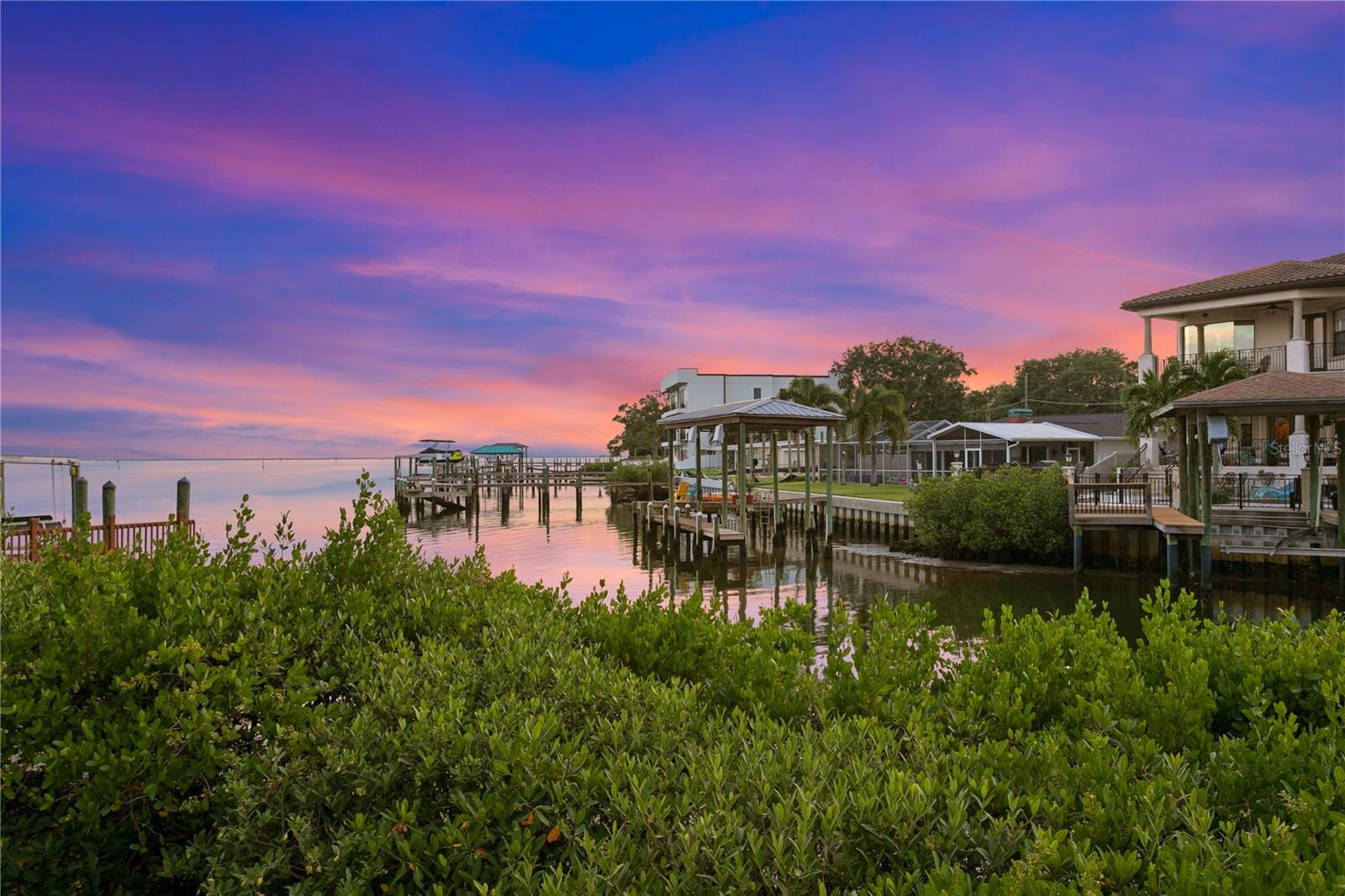 BAYSHORE ESTATES 3 - Residential