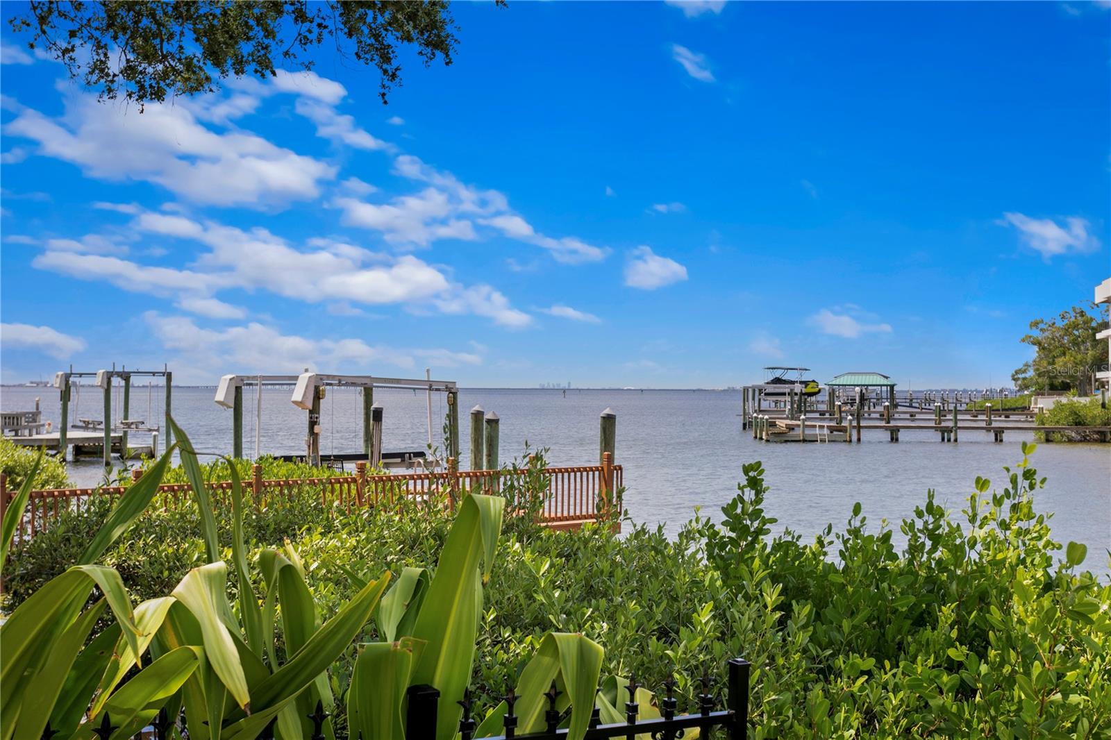 BAYSHORE ESTATES 3 - Residential