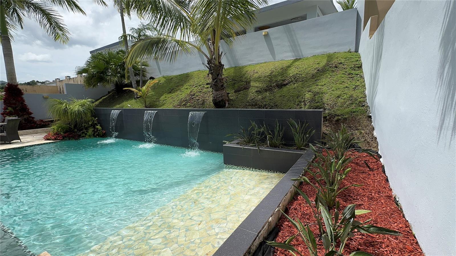 CAMBALACHE - Residential