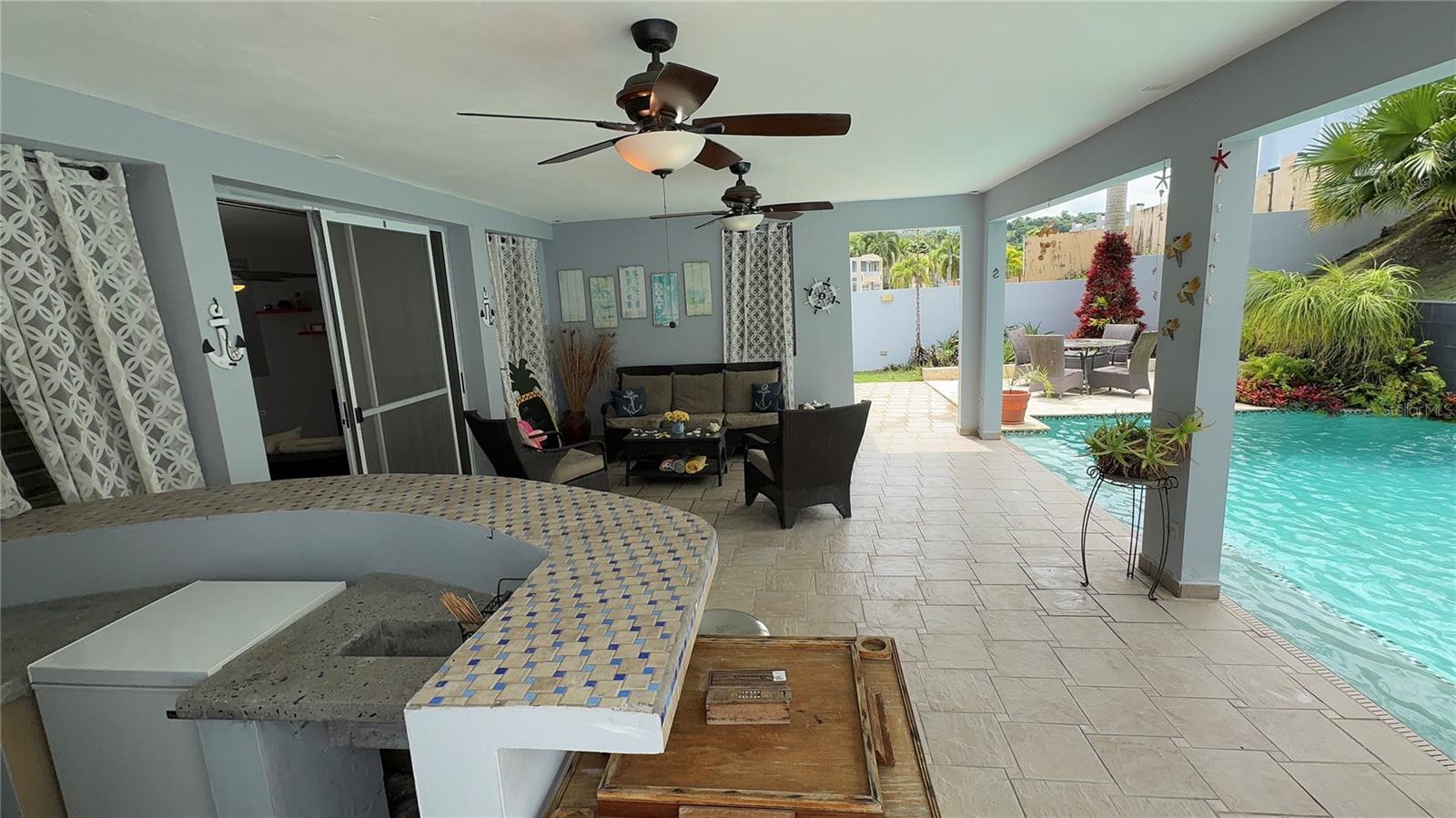 CAMBALACHE - Residential