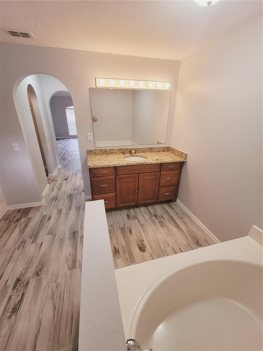 SOUTHWEST QUADRANT PH 01-04 - Residential Lease