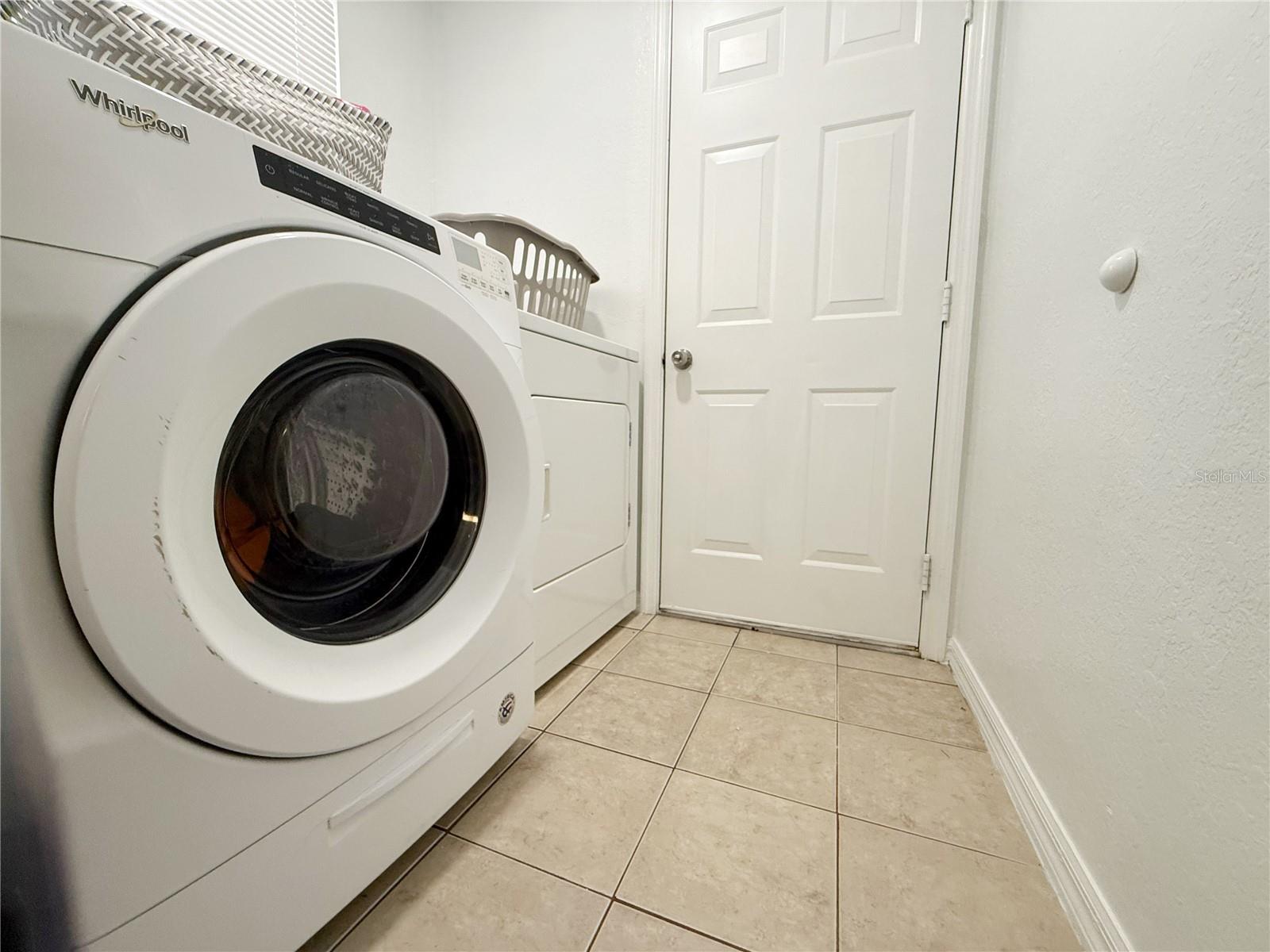 HOWARD WEST - Residential