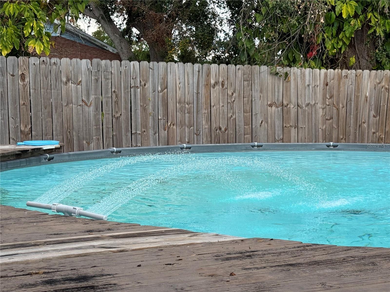 HOWARD WEST - Residential